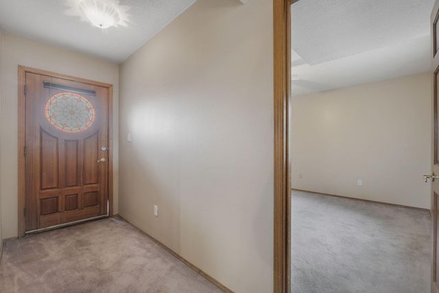 5801 Northview Lane NW, Albuquerque, NM 87120