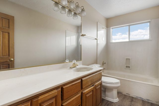 5801 Northview Lane NW, Albuquerque, NM 87120