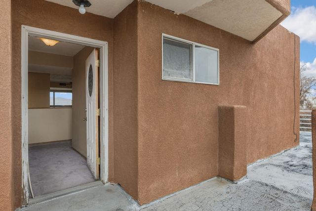 5801 Northview Lane NW, Albuquerque, NM 87120