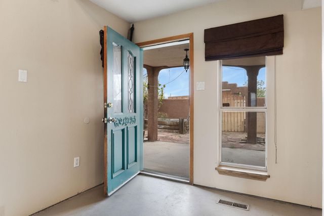 5801 Northview Lane NW, Albuquerque, NM 87120