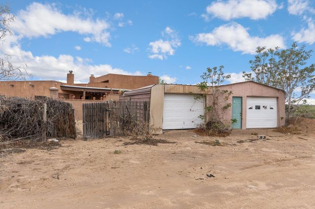 5801 Northview Lane NW, Albuquerque, NM 87120