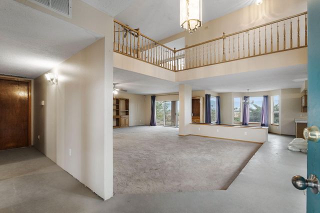 5801 Northview Lane NW, Albuquerque, NM 87120