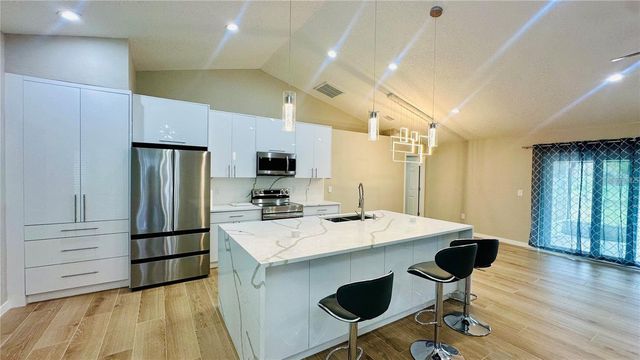 1432 KINGSTON WAY, Kissimmee, FL 34744