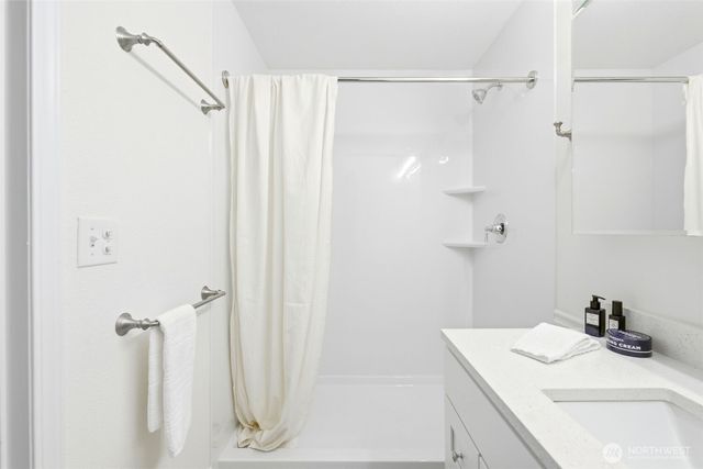 2723 Webber Court, Steilacoom, WA 98388