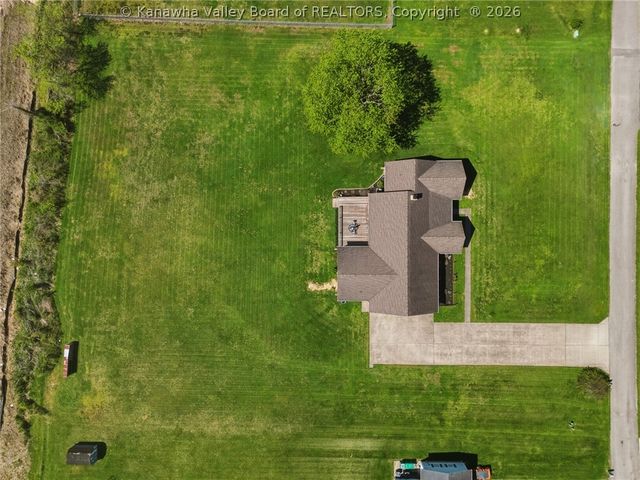 376 Cash Lane, Winfield, WV 25213