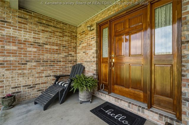 376 Cash Lane, Winfield, WV 25213