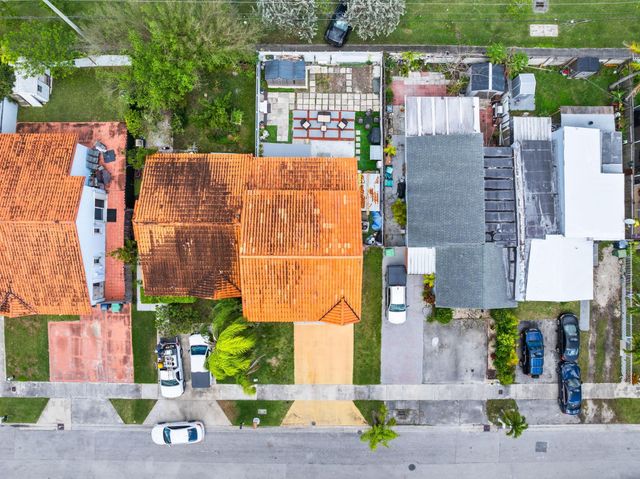 11951 SW 208th Terrace, Miami, FL 33177