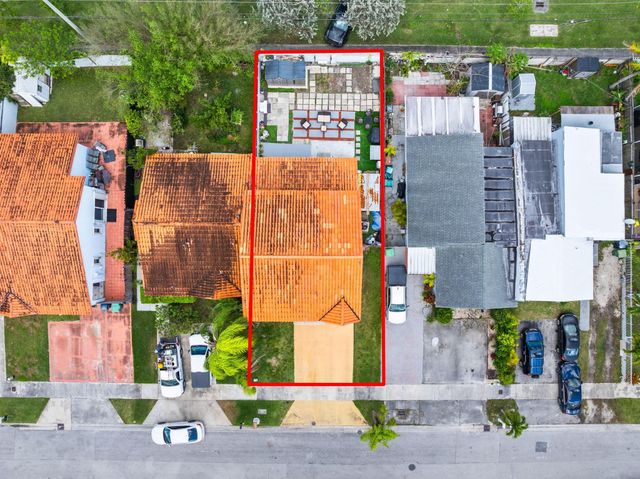 11951 SW 208th Terrace, Miami, FL 33177