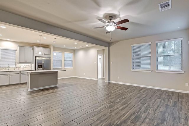 115 Sugar Peak Court, Montgomery, TX 77316