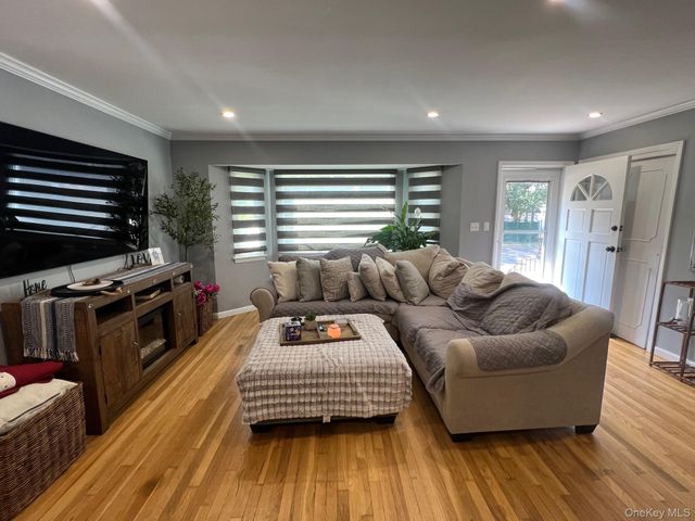 49 Catalpa Street, North Babylon, NY 11703