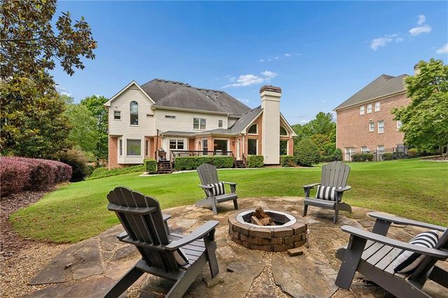 725 Pine Leaf Court, Johns Creek, GA 30022