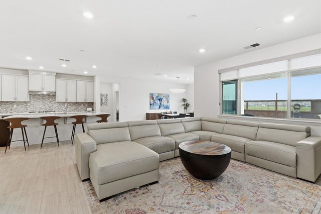 5321 Fandango Loop, Roseville, CA 95747