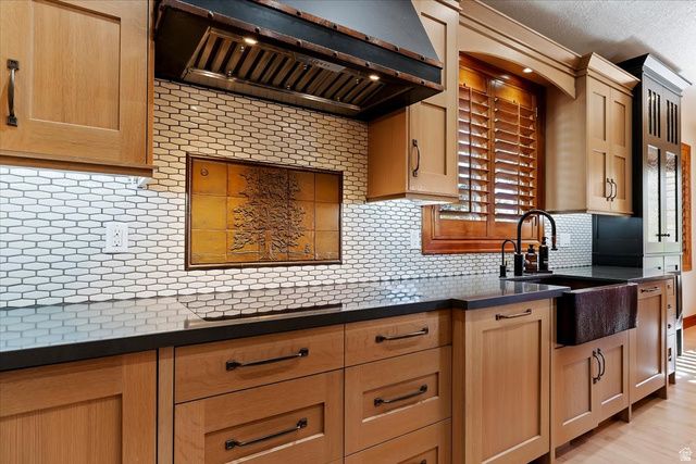 5257 FRONTIER DR, Mountain Green, UT 84050