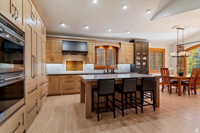 5257 FRONTIER DR, Mountain Green, UT 84050