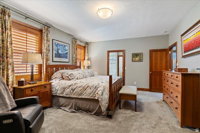 5257 FRONTIER DR, Mountain Green, UT 84050