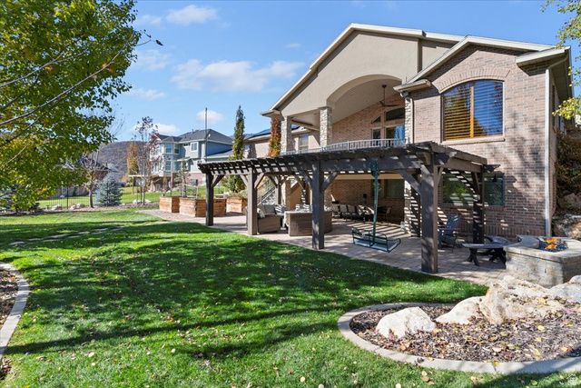 5257 FRONTIER DR, Mountain Green, UT 84050