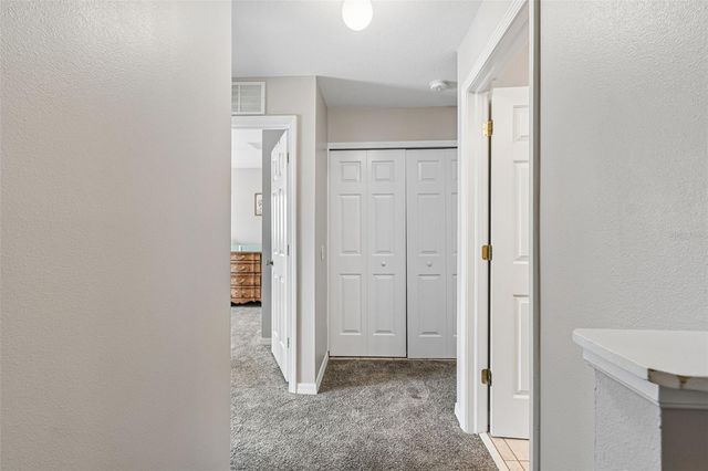 3863 ISLAND WAY, St Petersburg, FL 33705