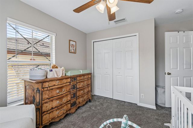 3863 ISLAND WAY, St Petersburg, FL 33705