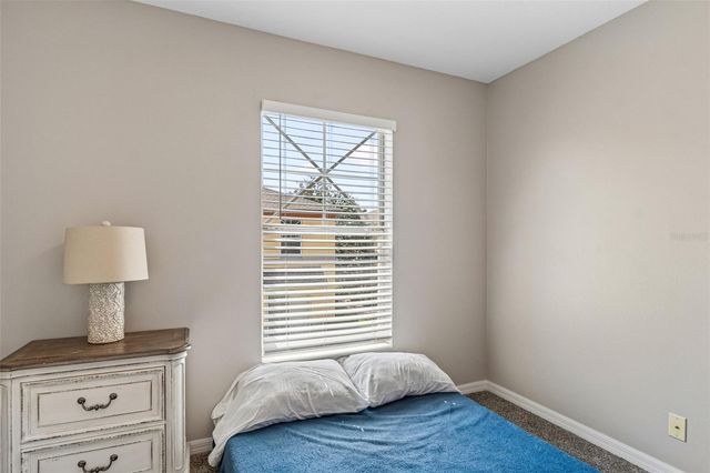 3863 ISLAND WAY, St Petersburg, FL 33705
