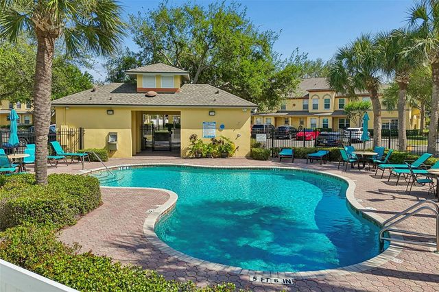 3863 ISLAND WAY, St Petersburg, FL 33705