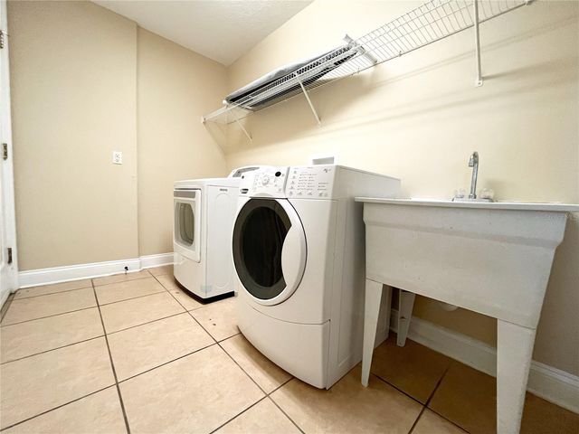 6892 LUCCA STREET, Orlando, FL 32819