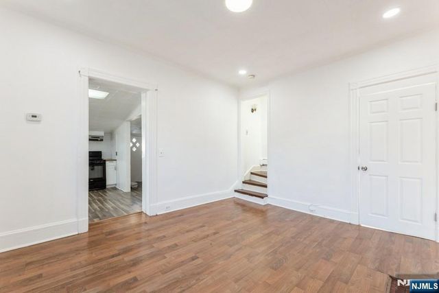 21 Central Avenue, Tenafly, NJ 07670