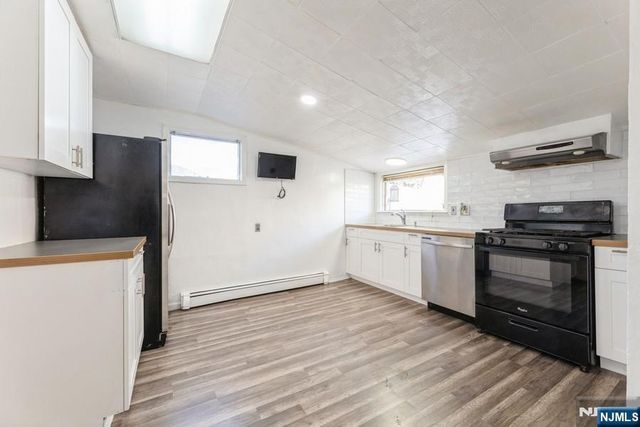 21 Central Avenue, Tenafly, NJ 07670