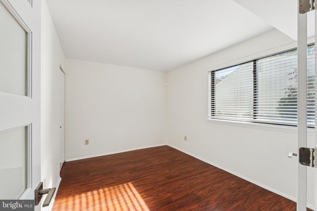 8988 SIDELONG PL, Columbia, MD 21045