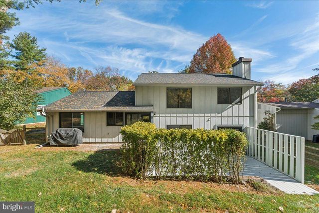 8988 SIDELONG PL, Columbia, MD 21045