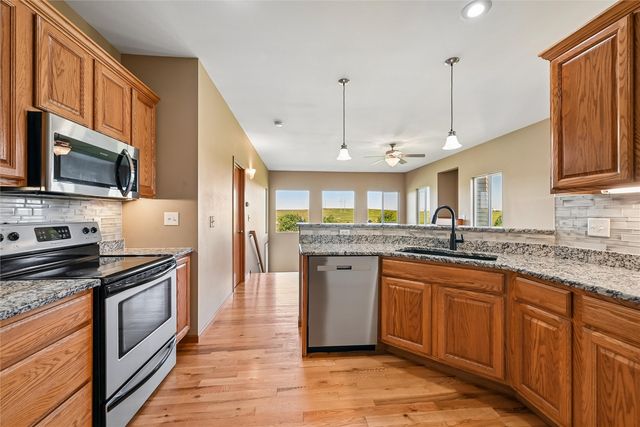 3824 Lakeview Drive SW, Cedar Rapids, IA 52404