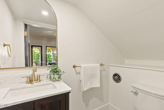 203 Oaklawn Avenue, South Pasadena, CA 91030