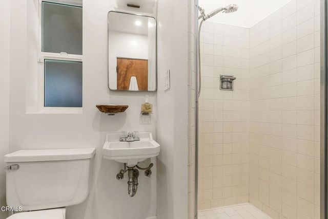 203 Oaklawn Avenue, South Pasadena, CA 91030