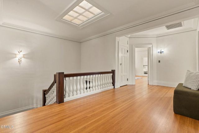 203 Oaklawn Avenue, South Pasadena, CA 91030