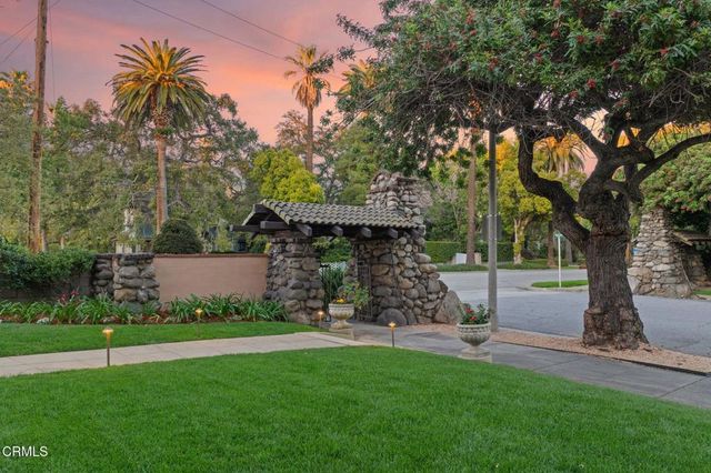 203 Oaklawn Avenue, South Pasadena, CA 91030