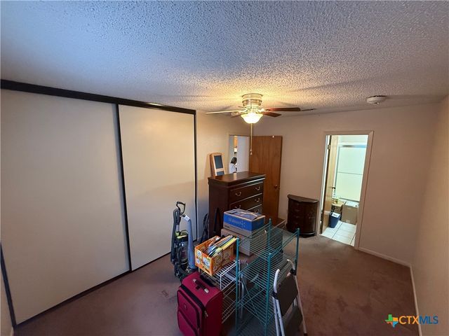 311 versailles, Victoria, TX 77904