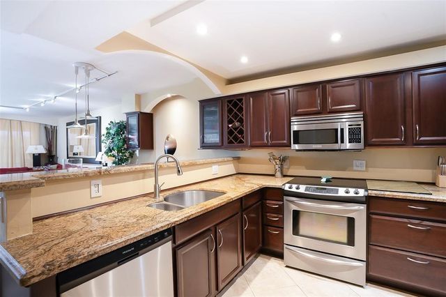 2681 S Course Drive 212, Pompano Beach, FL 33069