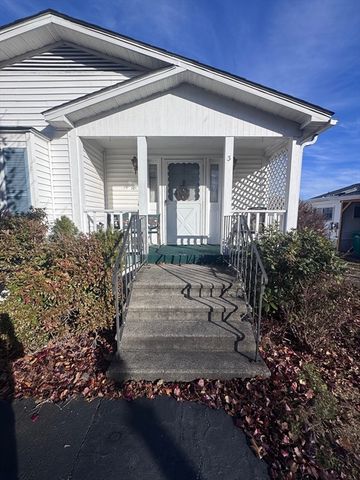 500 Mendon 257, Attleboro, MA 02703