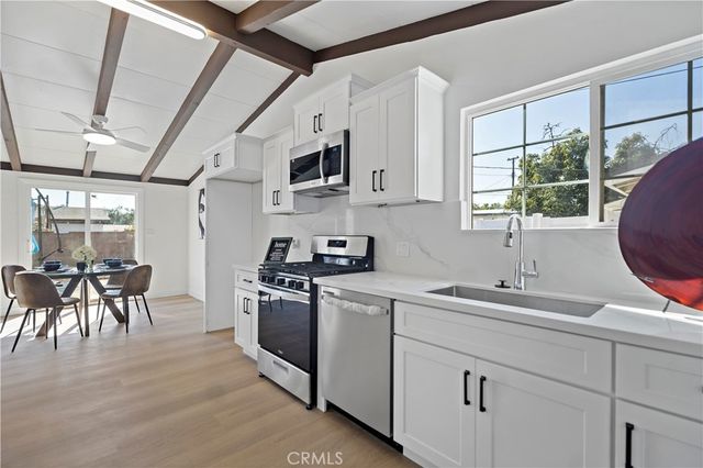 2248 belinda, Pomona, CA 91768