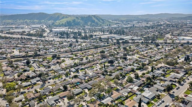 2248 belinda, Pomona, CA 91768