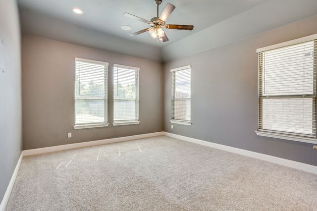 1209 Rushmore Drive, Burleson, TX 76028