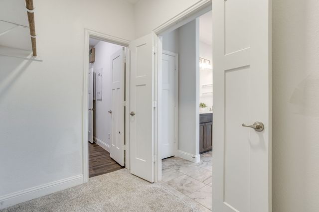1209 Rushmore Drive, Burleson, TX 76028