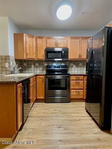 304 N GREENSFERRY RD, #108, Post Falls, ID 83854
