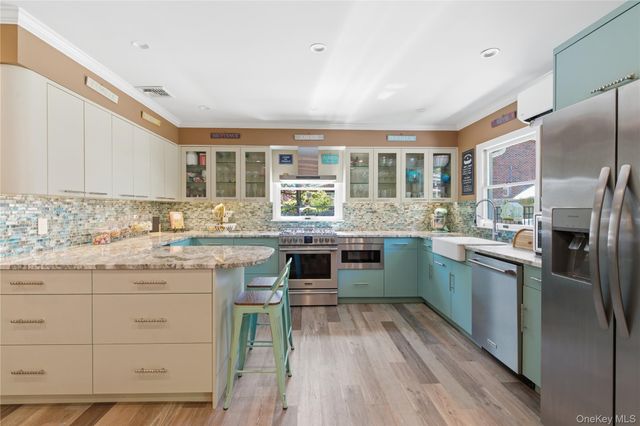 197 Stony Hollow Road, Greenlawn, NY 11740