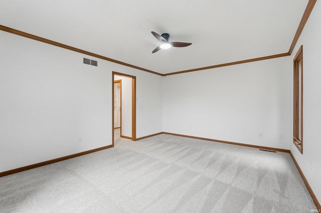 5720 Bayside Drive, Fort Wayne, IN 46815