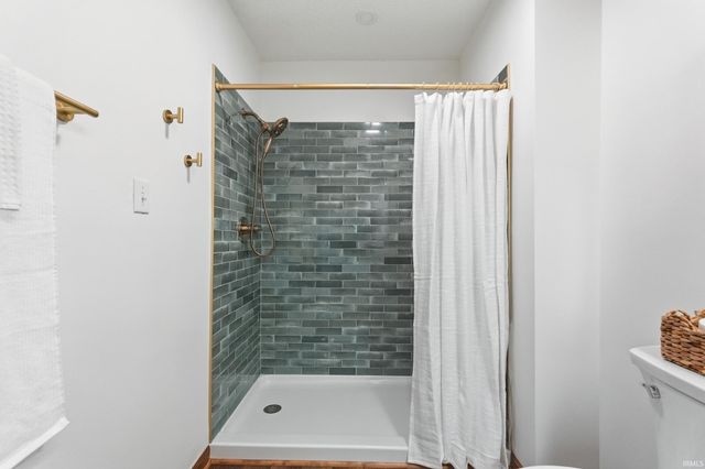 5720 Bayside Drive, Fort Wayne, IN 46815