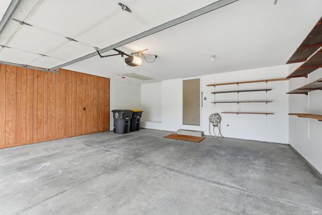 5720 Bayside Drive, Fort Wayne, IN 46815