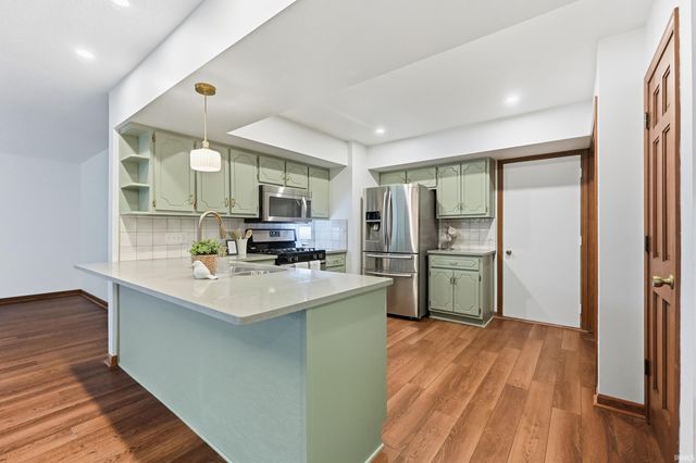 5720 Bayside Drive, Fort Wayne, IN 46815