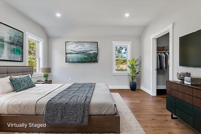 25 Percival Rd, Falmouth, MA 02536