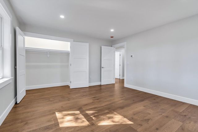 25 Percival Rd, Falmouth, MA 02536