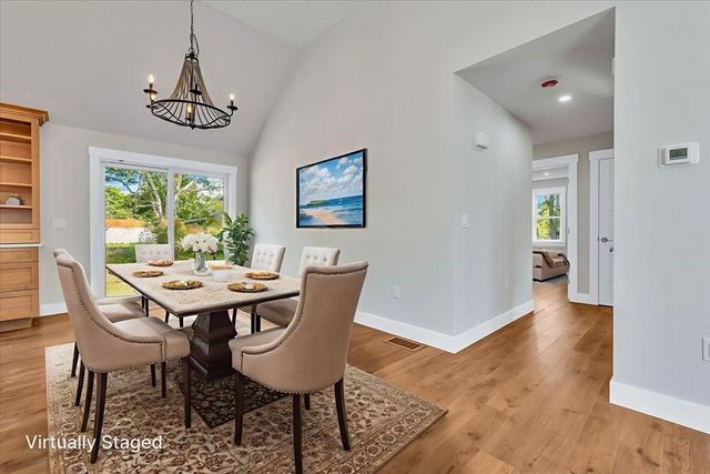 25 Percival Rd, Falmouth, MA 02536